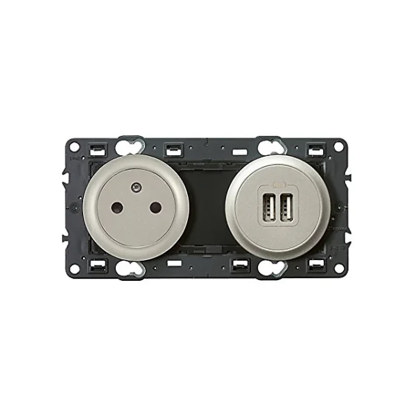 soldes de Noël Castorama Mécanisme De Prise Avec Terre Surface Lisse Et Prise USB Legrand Céliane Titane 1