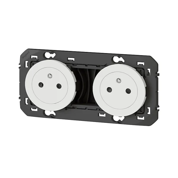Castorama Prise 2 Pôles Legrand Dooxie Blanc Carrée l'unique style 1